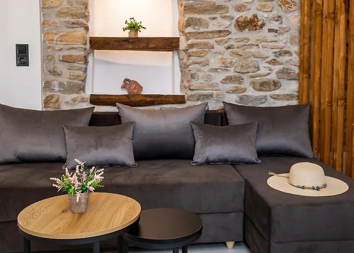 Ina Daire Limenaria (Thasos)