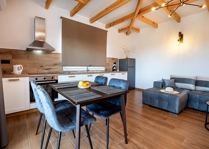 Ina Limenaria (Thasos)